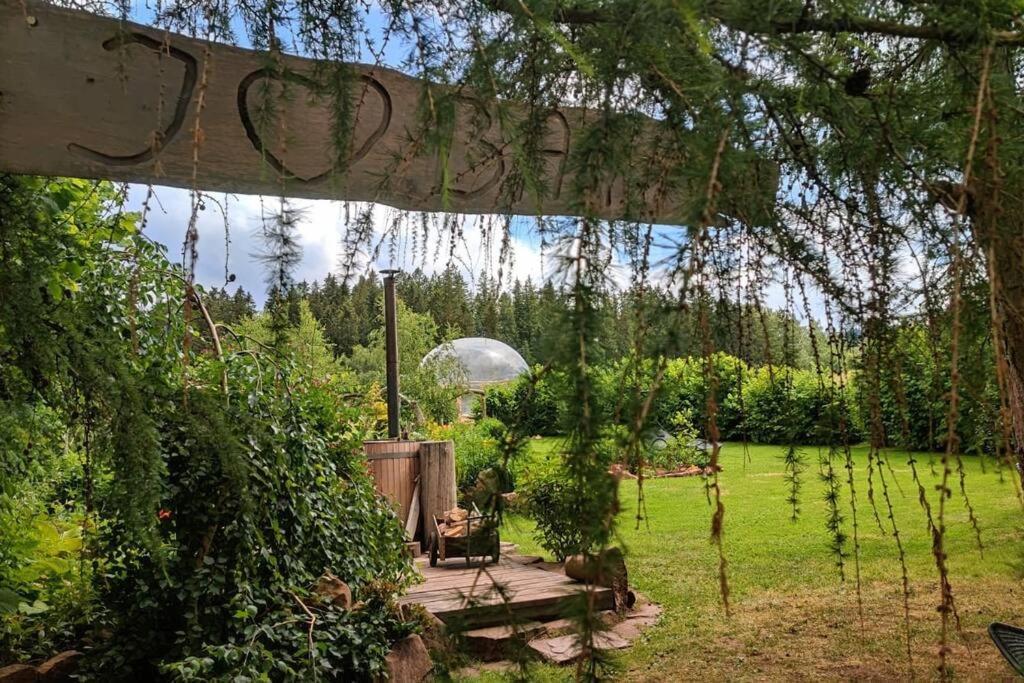 Luxury tent Lepiej Trafic Nie Mogliscie *