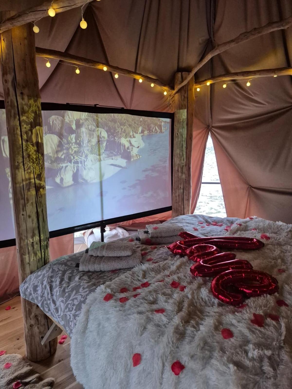 Lepiej Trafic Nie Mogliscie Luxury tent *