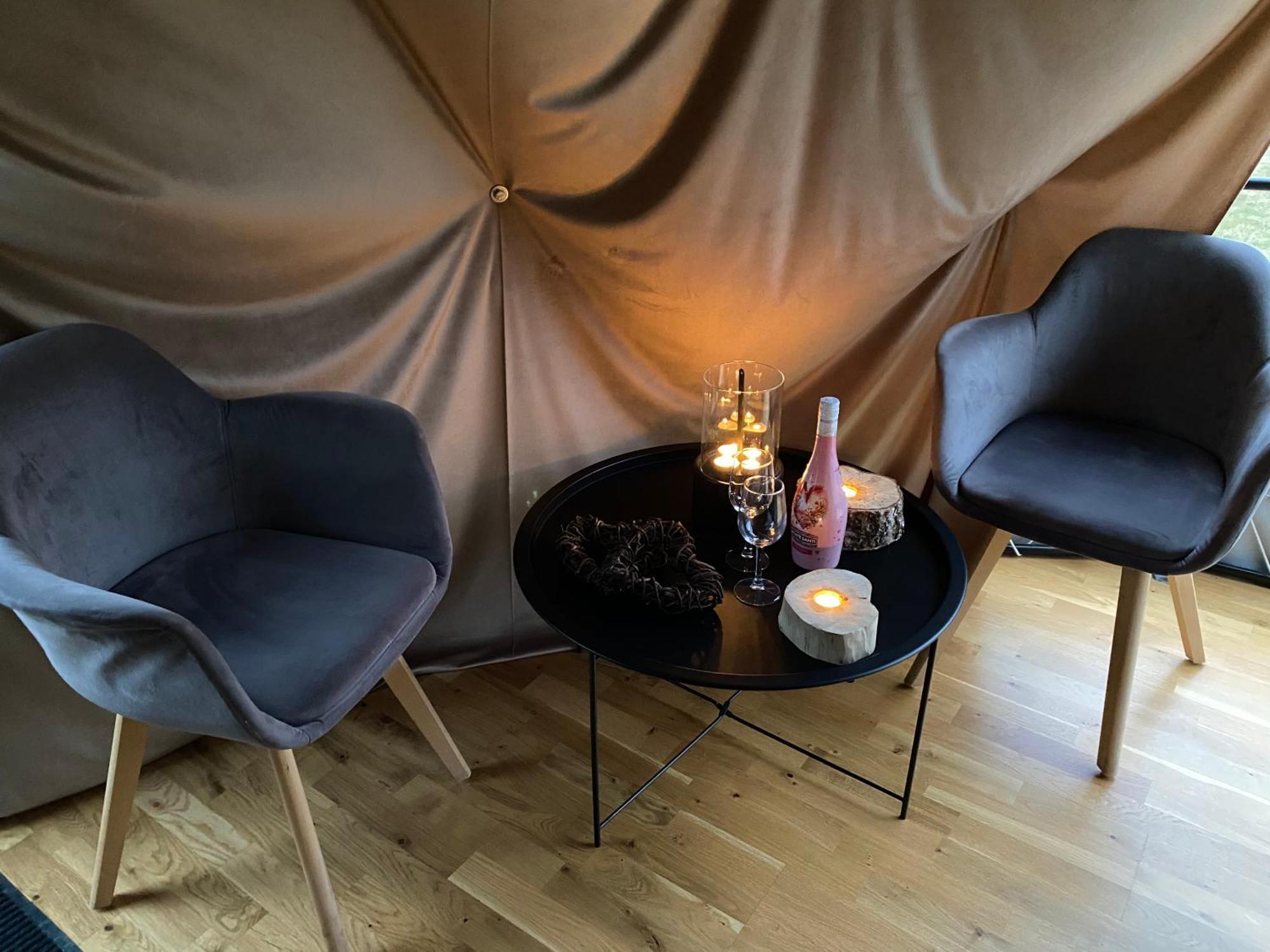 Lepiej Trafic Nie Mogliscie Luxury tent *